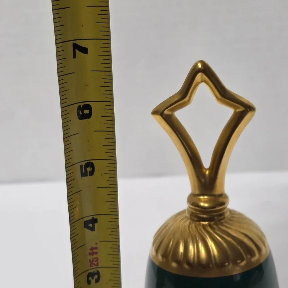 Pickard China 1978 Christmas Bell O Little Town of Bethlehem Limited Edition 583
